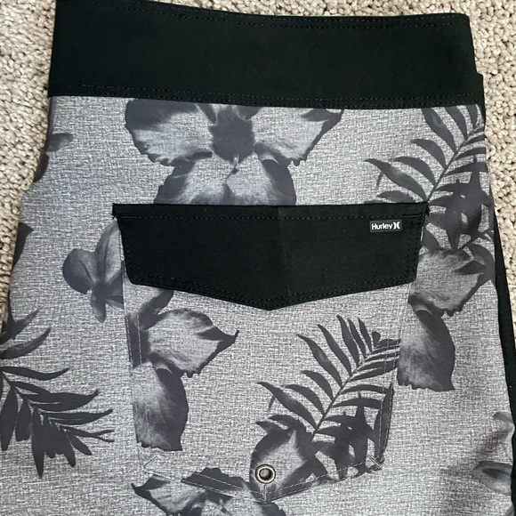 Men Swim Shorts - Picture 6 of 6